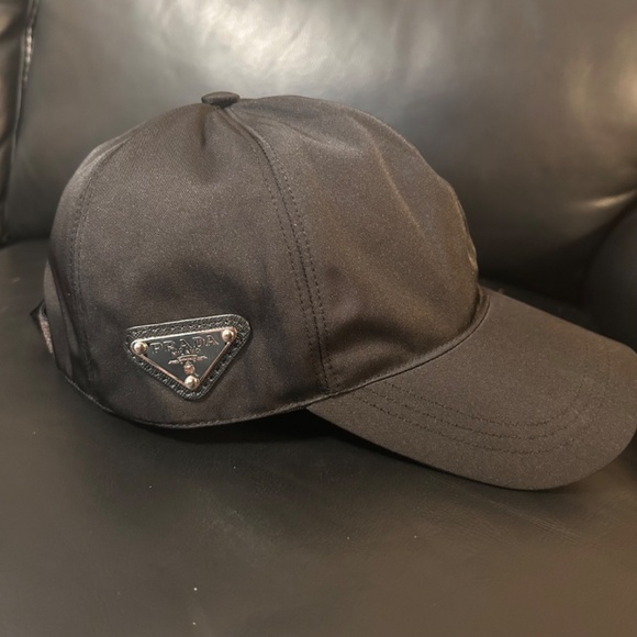 NEW PRADA MILANO BLACK RE-NYLON BASEBALL CAP HAT UNISEX LOGO ADJUSTABLE - Picture 6 of 6
